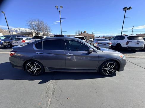 Used 2016 Honda Accord Sport image 2
