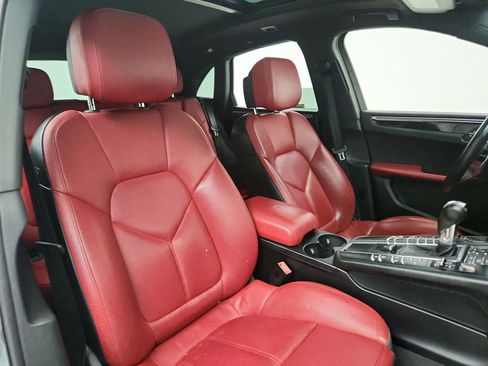 Used 2016 Porsche Macan S AWD/4WD image 28