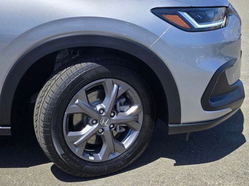 New 2026 Honda HR-V LX image 3