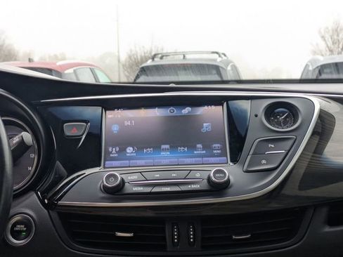 Used 2020 Buick Envision Essence image 20