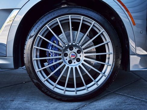 Used 2024 BMW ALPINA XB7 AWD/4WD image 21