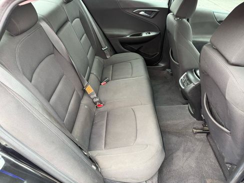 Used 2020 Chevrolet Malibu LT FWD image 15