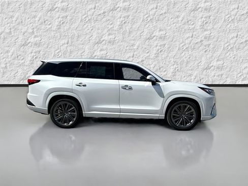 New 2026 Lexus TX 350 AWD image 2