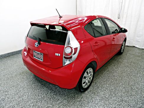 Used 2014 Toyota Prius C Two image 6