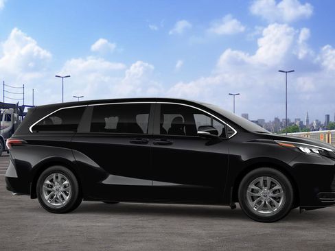 New 2026 Toyota Sienna LE AWD/4WD image 13