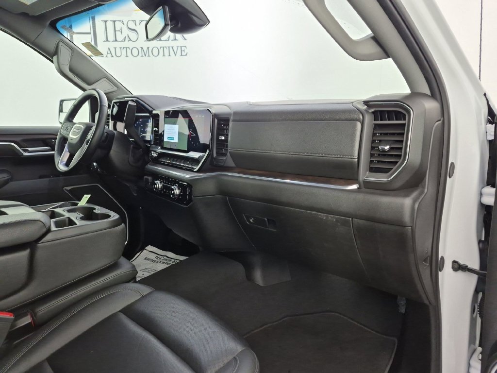 Used 2025 GMC Sierra 1500 SLT AWD/4WD image 36