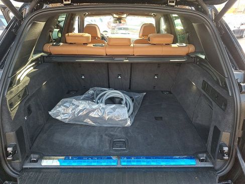 Certified 2024 BMW X5 xDrive50e w/ Premium Package image 28