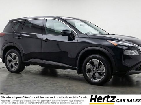 Used 2025 Nissan Rogue SV FWD image 1
