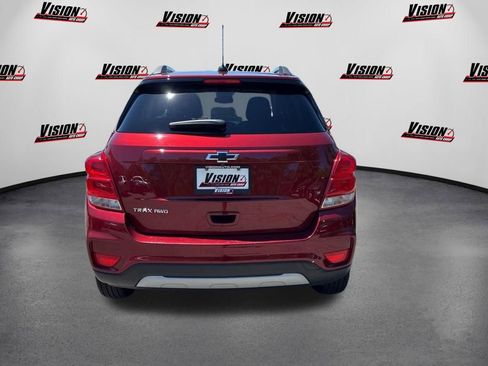 Used 2021 Chevrolet Trax LT w/ LT Convenience Package AWD/4WD image 4