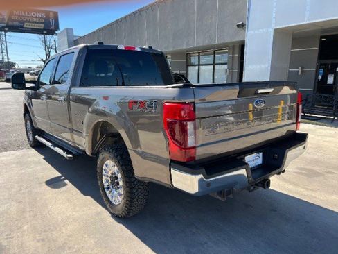 Used 2021 Ford F250 XLT w/ XLT Premium Package image 8
