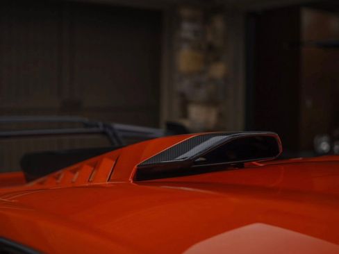 Used 2023 Lamborghini Huracan STO image 8