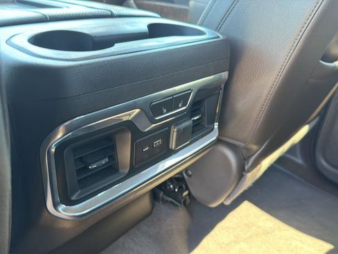 Used 2019 GMC Sierra 1500 Denali w/ Technology Package AWD/4WD image 12