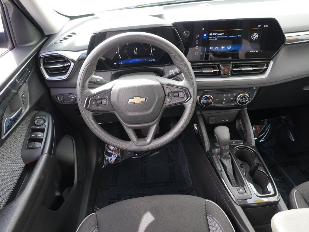 Certified 2024 Chevrolet TrailBlazer LT w/ Driver Confidence Package FWD image 20