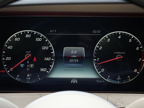 Used 2018 Mercedes-Benz Maybach S 560 4MATIC image 7