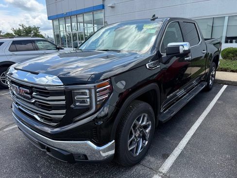 Used 2026 GMC Sierra 1500 SLT w/ SLT Premium Package AWD/4WD image 4