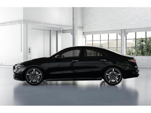 New 2025 Mercedes-Benz CLA 35 AMG 4MATIC image 33