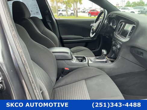 Used 2019 Dodge Charger GT RWD image 13