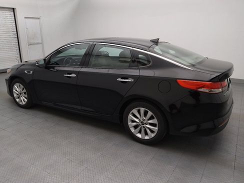 Used 2017 Kia Optima EX w/ Premium Package FWD image 3