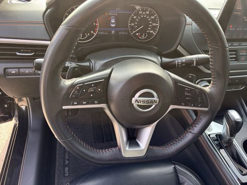 Used 2022 Nissan Altima 2.5 SR image 16