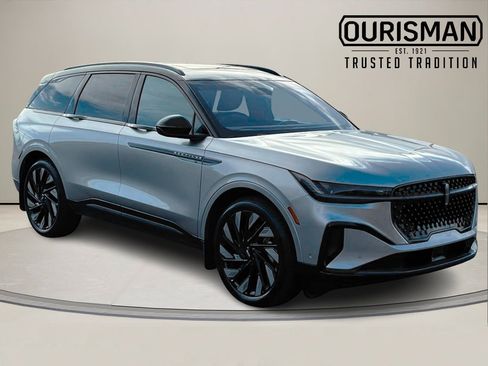 Used 2024 Lincoln Nautilus Reserve w/ Equipment Group 203A image 1