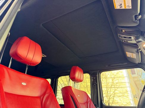 Used 2017 Mercedes-Benz G 550 image 23