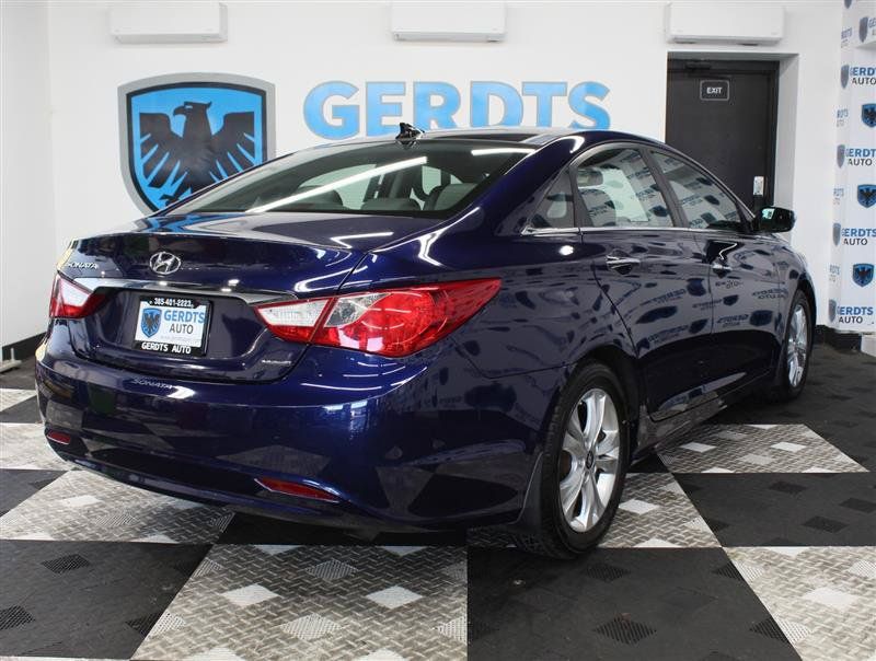 Used 2012 Hyundai Sonata Limited FWD image 4
