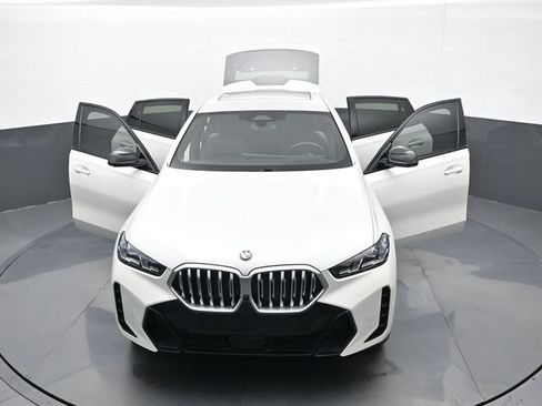 Used 2024 BMW X6 xDrive40i AWD/4WD image 27