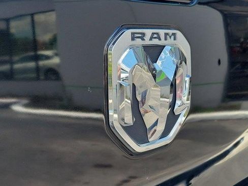 Used 2024 RAM 1500 Laramie AWD/4WD image 33