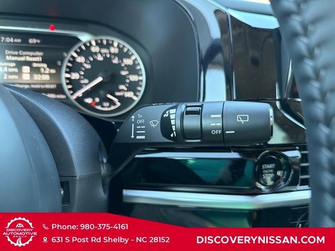 New 2025 Nissan Pathfinder SV image 25