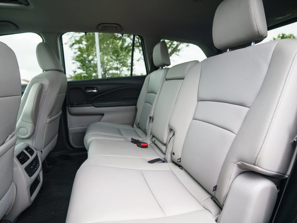 Used 2019 Honda Pilot EX-L image 39