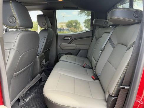 New 2025 Chevrolet Colorado ZR2 w/ Midnight Edition image 29