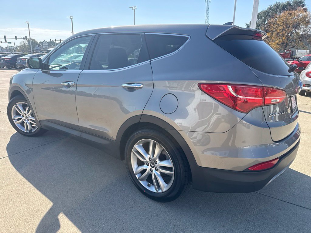 Used 2013 Hyundai Santa Fe Sport 2.0T w/ Technology Pkg FWD image 5