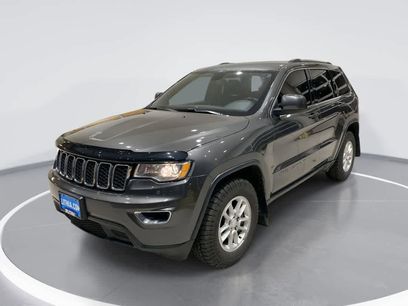 Used 2020 Jeep Grand Cherokee Laredo