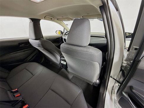 Certified 2025 Toyota Corolla LE image 28