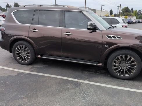 Used 2015 INFINITI QX80 Limited w/ All Season Package AWD/4WD image 3