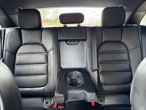 New 2026 Porsche Macan Turbo image 24