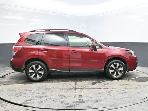 Used 2018 Subaru Forester 2.5i Premium image 8