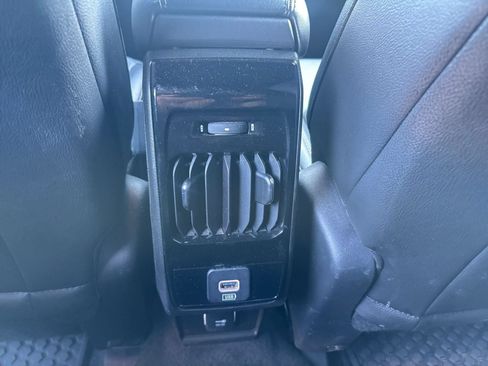 Used 2025 Jeep Compass Trailhawk AWD/4WD image 22