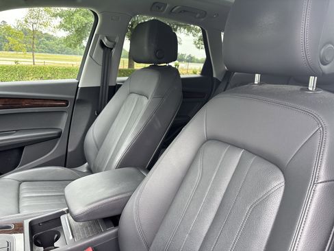 Used 2020 Audi Q5 2.0T Premium Plus AWD/4WD image 36