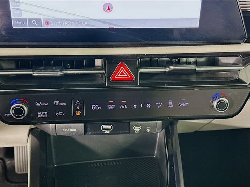 Used 2023 Kia Niro Wind FWD image 23