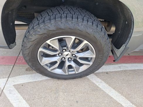 Used 2019 Chevrolet Silverado 1500 RST w/ All-Star Edition image 11