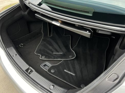 Used 2019 Mercedes-Benz E 300 image 25