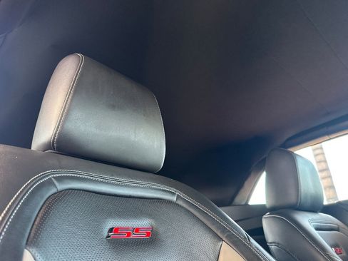 Used 2016 Chevrolet Camaro SS image 16