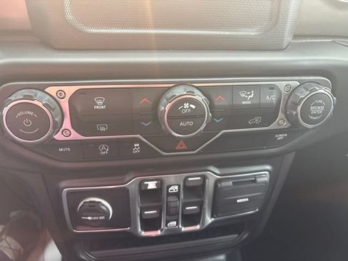 Used 2019 Jeep Wrangler Unlimited Sport S AWD/4WD image 5