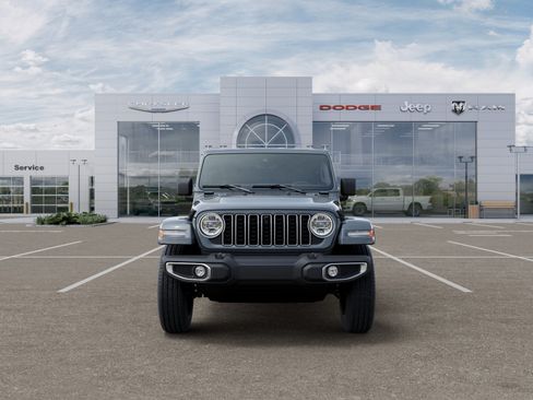 New 2026 Jeep Wrangler Unlimited Sahara w/ Safety Group AWD/4WD image 32