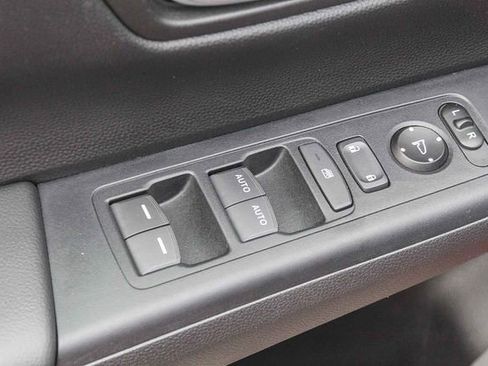 Used 2025 Honda CR-V Sport image 28