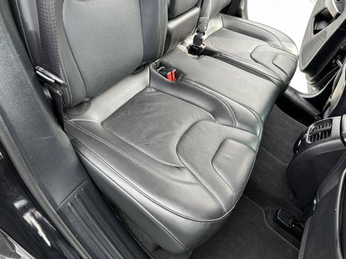 Used 2020 Jeep Cherokee Limited AWD/4WD image 42