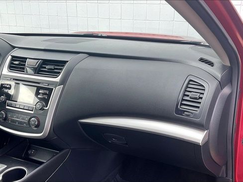 Used 2018 Nissan Altima 2.5 S w/ S Convenience Package image 21