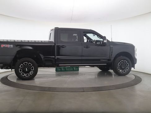 Used 2026 Ford F250 Platinum AWD/4WD image 6