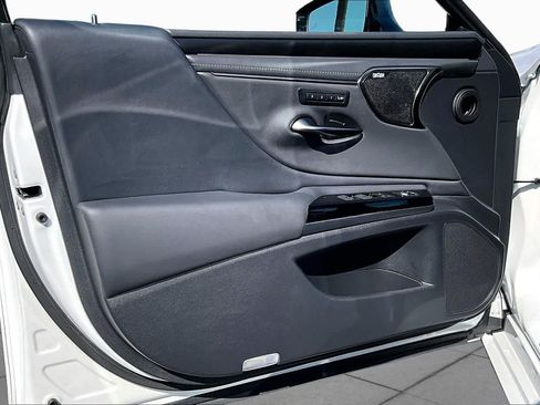 Certified 2024 Lexus ES 350 w/ Accessory Package (Z1) FWD image 20